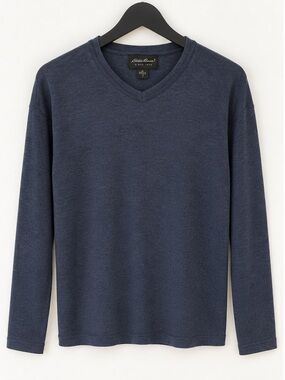 Like New Eddie Bauer Men's Dark Navy V-Neck Long Sleeve Top